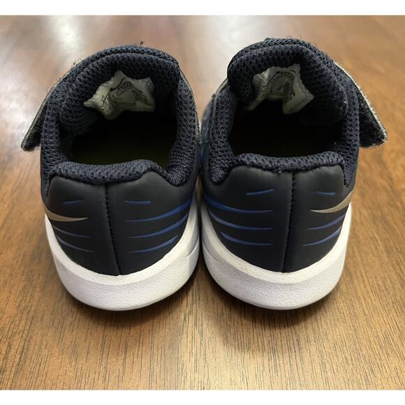 Nike Star Runner Sneakers Infant Size 4 - Picture 3 of 7